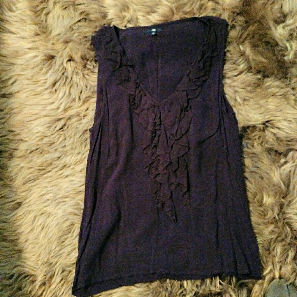 🌸 Gap sleeveless purple ruffle top